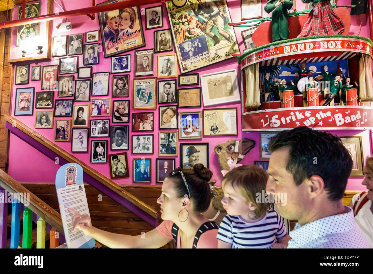 Captiva Island Florida, Bubble Room, multi-tema, ristorante ristoranti cibo mangiare fuori cafe cafe bistrot, interno, bizzarro kitschy deco Foto Stock