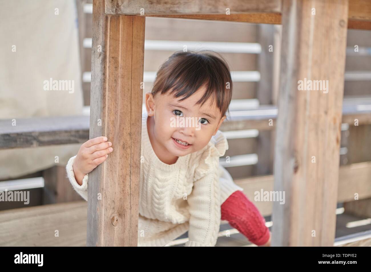 Ragazzo giapponese a casa Foto Stock