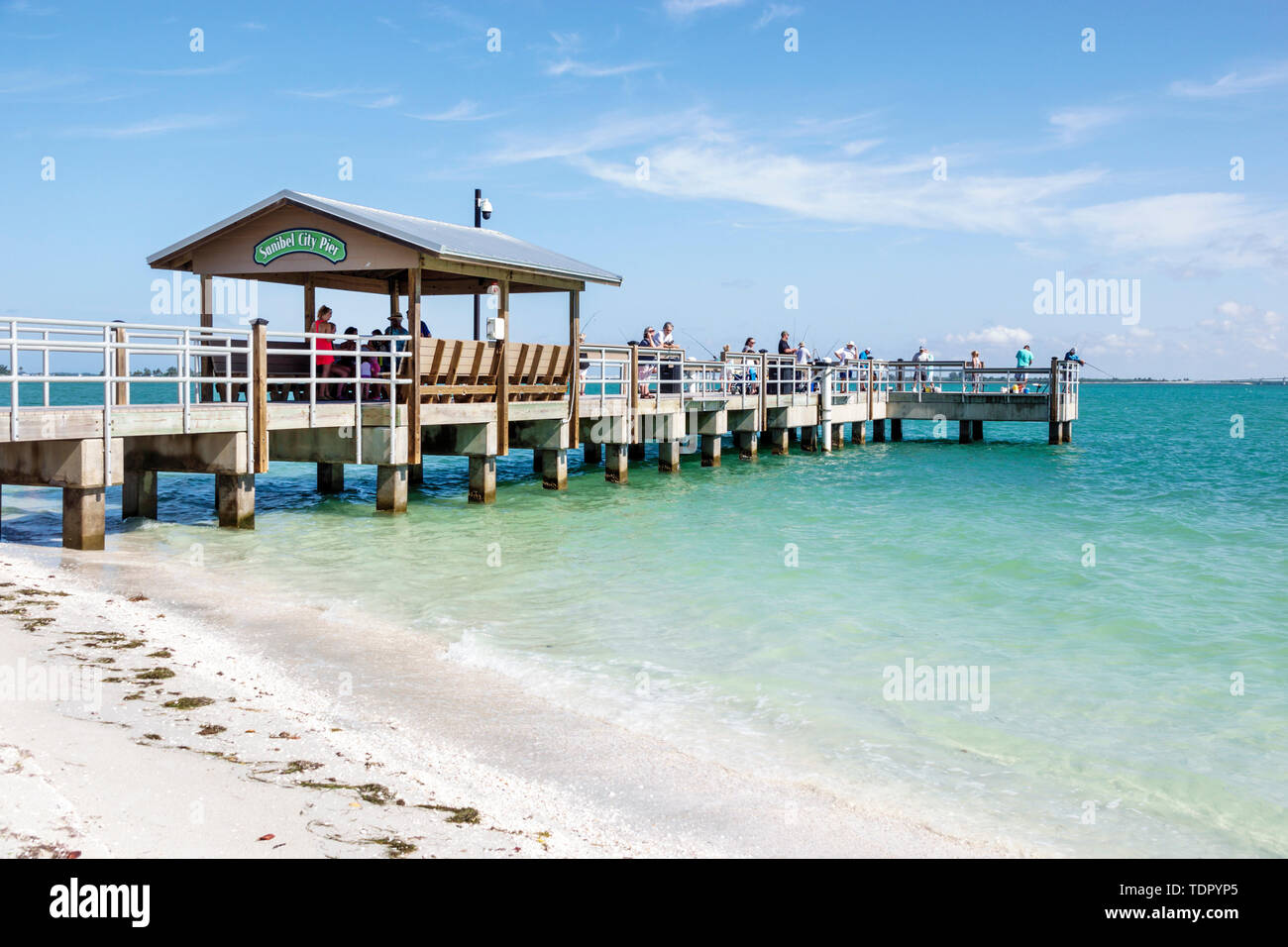 Sanibel Island Florida, Gulf of Mexico Coast, Point Ybel, Lighthouse Beach Park, City Pier, litorale, sabbia, pesca, FL190510001 Foto Stock