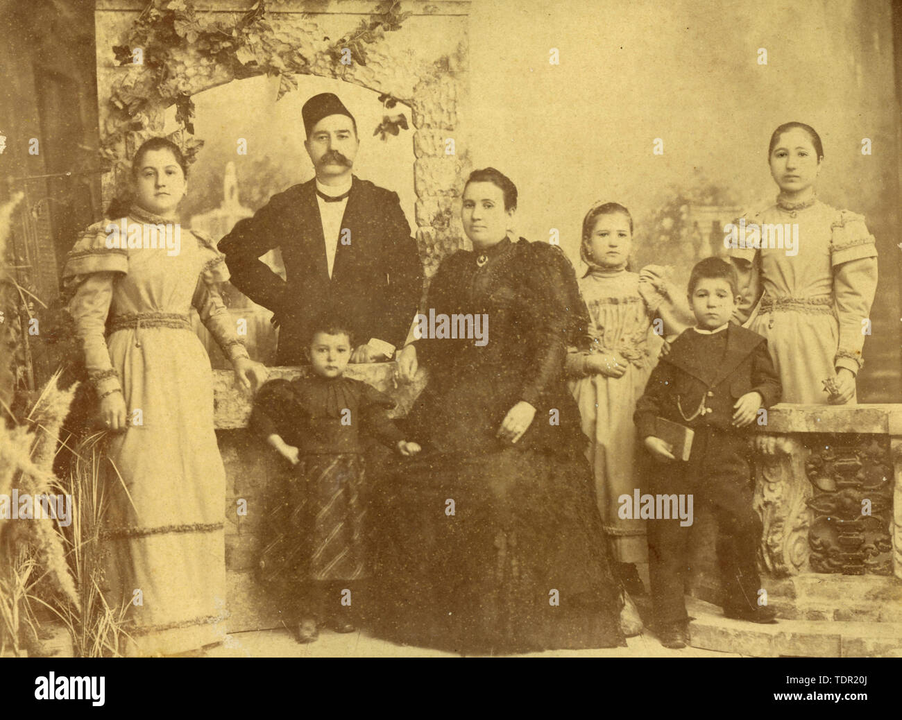 Ritratto di famiglia, Il Cairo Egitto 1890s Foto Stock
