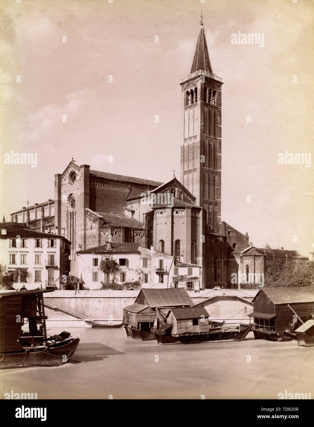 Abside della chiesa di Santa Anastasia, Verona, Italia 1880 Foto Stock