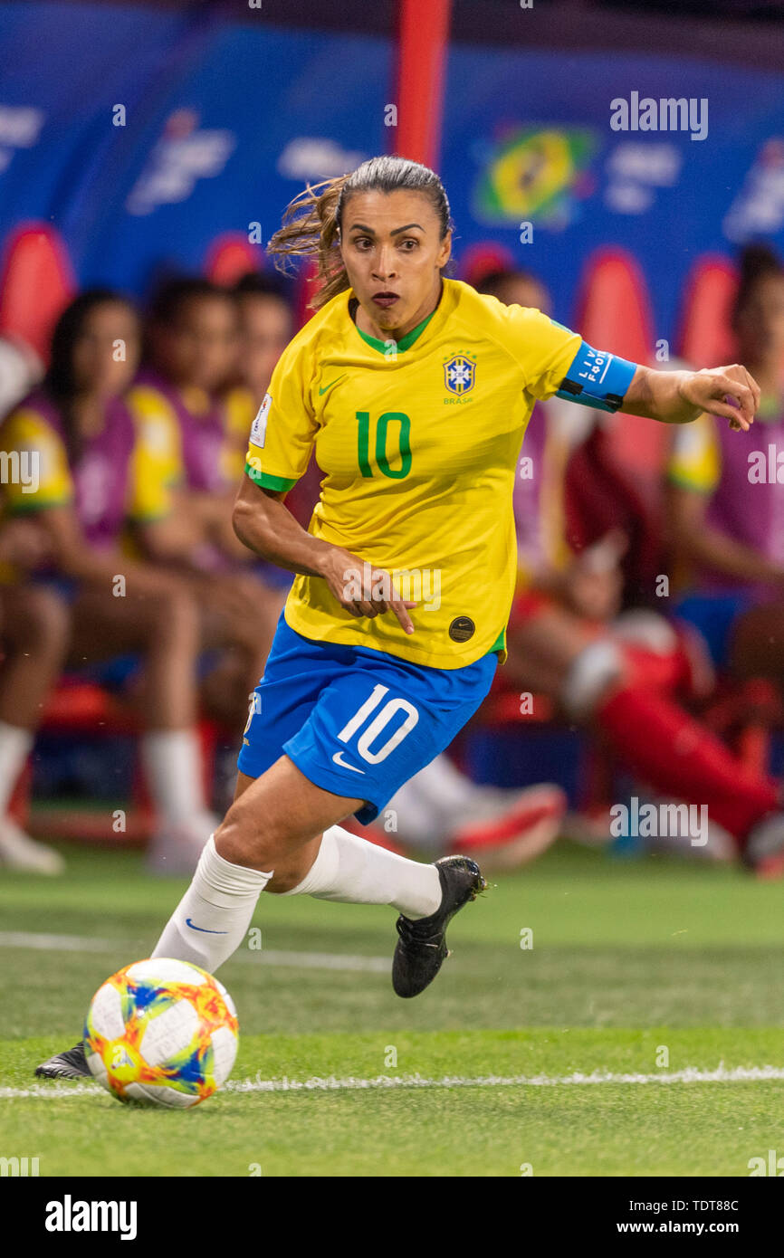 Marta Vieira da Silva (Brasile) durante il FIFA Coppa del Mondo Donne Francia 2019 gruppo C match tra Italia 0-1 Brasile a Hainaut Stadium di Valenciennes, Francia, giugno18, 2019. Credito: Maurizio Borsari/AFLO/Alamy Live News Foto Stock