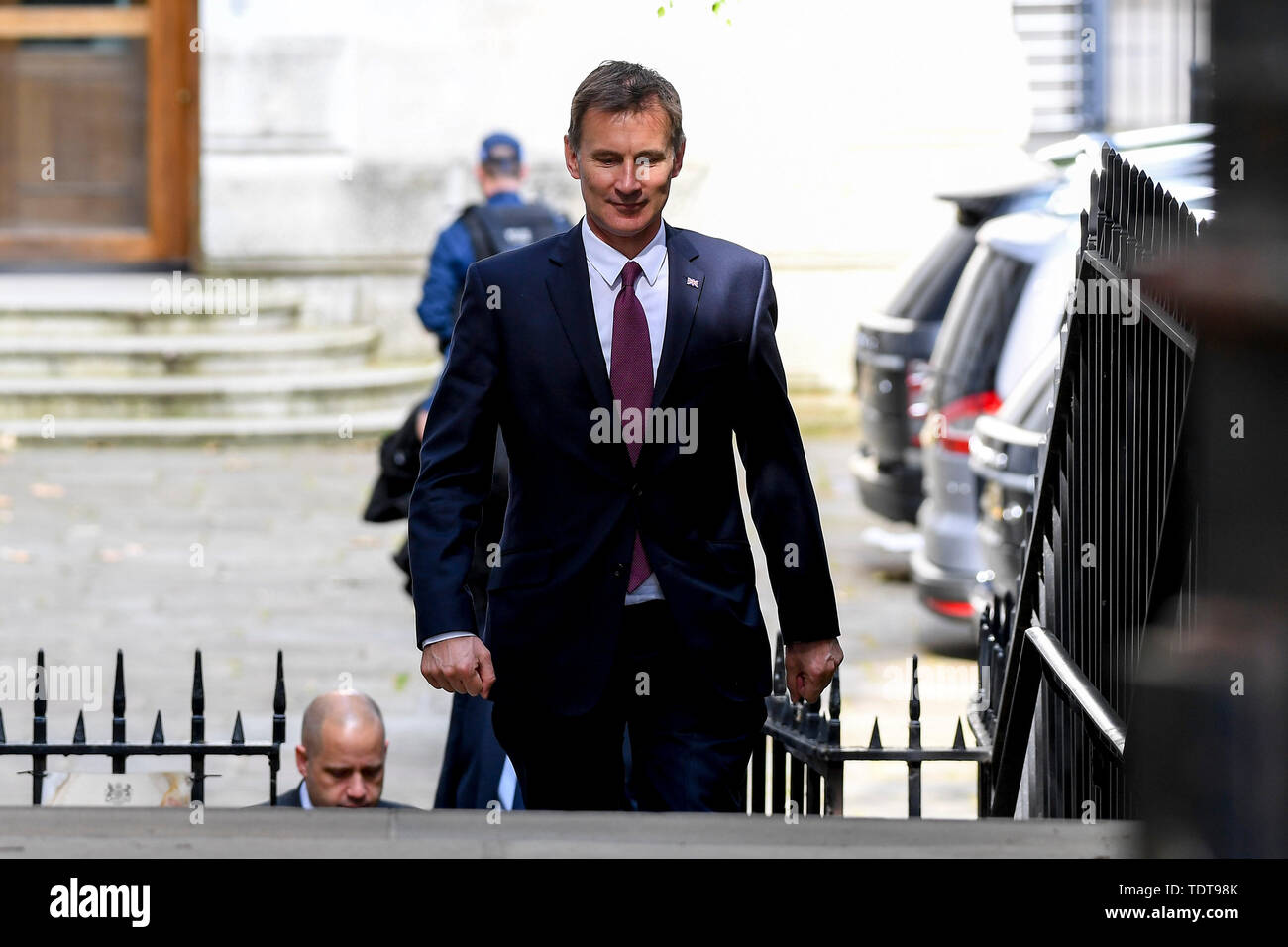London, Londra, Regno Unito. Il 18 giugno, 2019. Segretario degli esteri britannico Jeremy Hunt arriva al 10 di Downing Street per partecipare riunione del gabinetto, a Londra, in Gran Bretagna il 18 giugno 2019. Credito: Alberto Pezzali/Xinhua/Alamy Live News Foto Stock