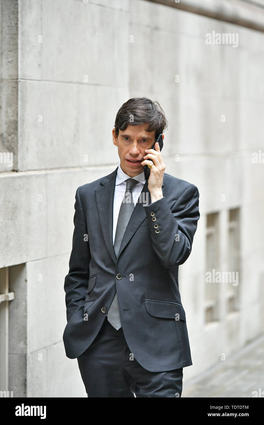 Direzione del partito conservatore contender Rory Stewart Millbank studi televisivi. Foto Stock