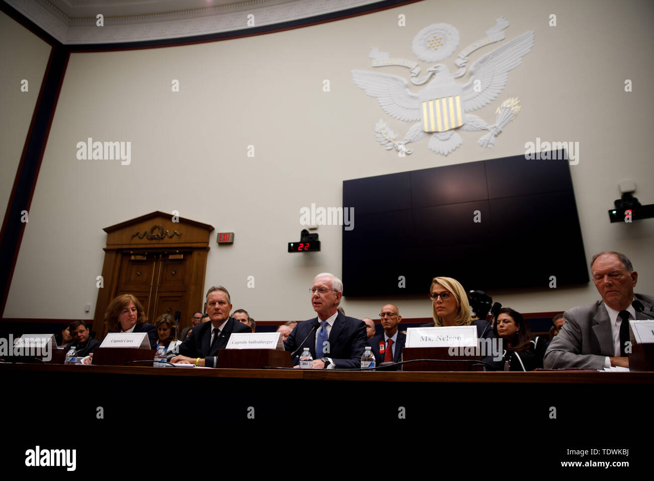 Washington, Stati Uniti d'America. 19 giugno 2019. Foto scattata a giugno 19, 2019 mostra l'audizione su 'Status del Boeing 737 MAX: Stakeholder prospettive" al Campidoglio di Washington, DC, Stati Uniti. Credito: Ting Shen/Xinhua/Alamy Live News Foto Stock