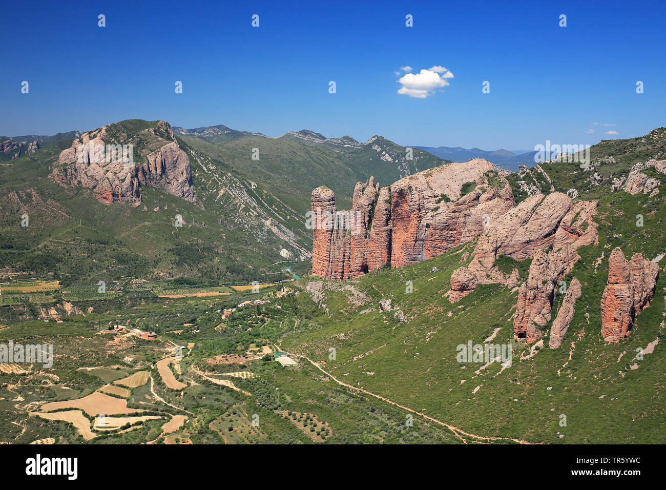 Formazione di roccia Mallos de Riglos, Spagna Aragona, Huesca Foto Stock