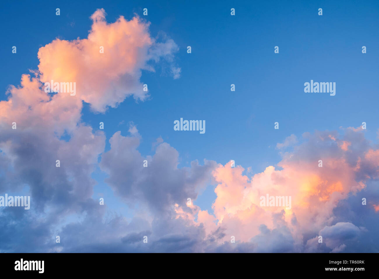 Nuvole al tramonto, Svizzera Foto Stock