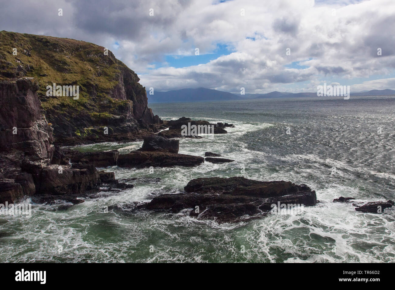 Costa rocciosa della penisola di Dingle, Ring of Kerry, Irlanda, nella contea di Kerry, la penisola di Dingle, Dingle Foto Stock