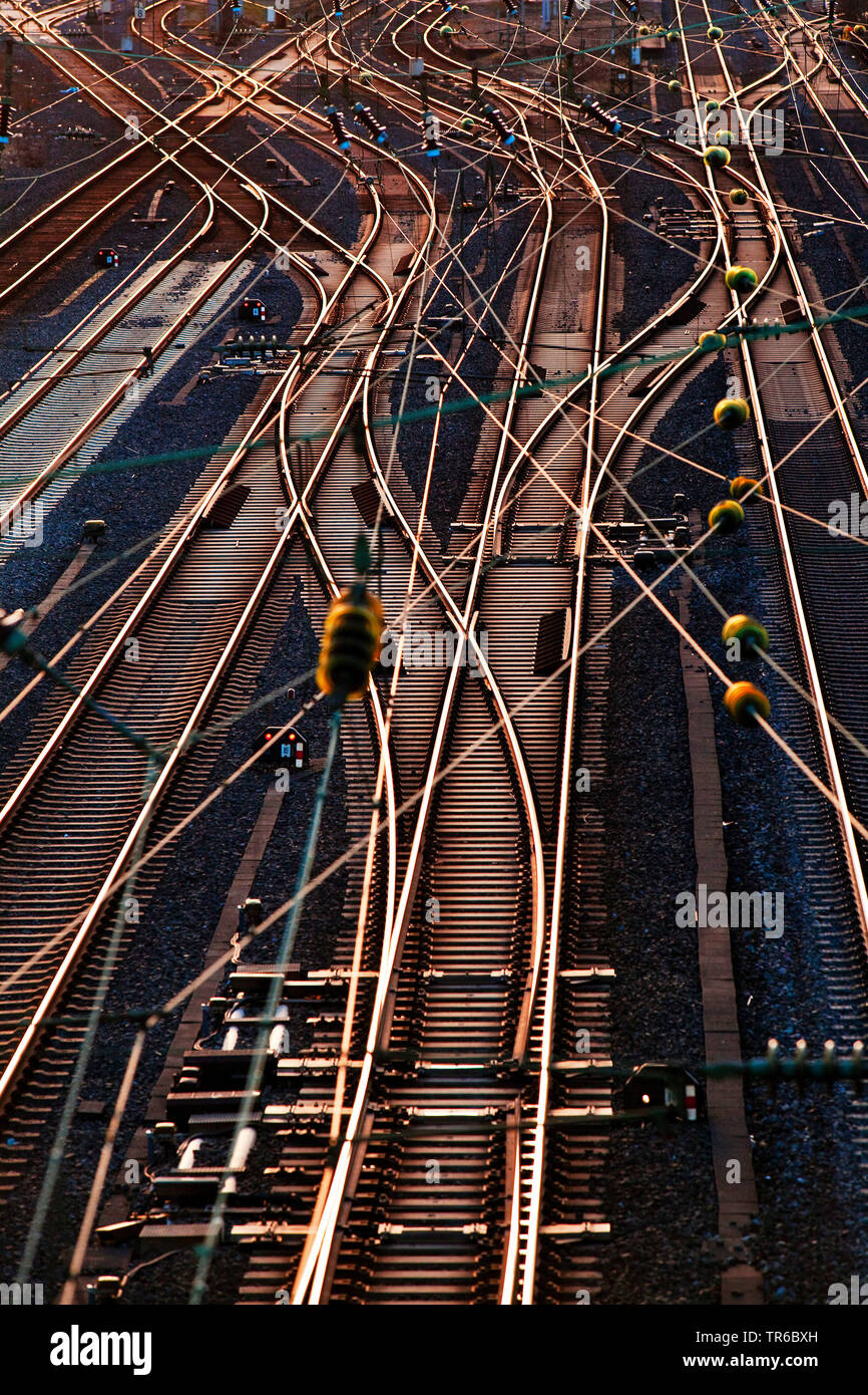 Railtracks alla stazione Oberbarmen, in Germania, in Renania settentrionale-Vestfalia, Bergisches Land, Wuppertal Foto Stock