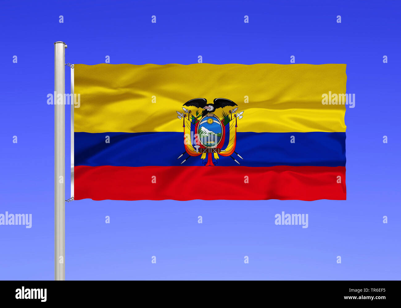 Bandiera dell'Ecuador contro il cielo blu, Ecuador Foto Stock