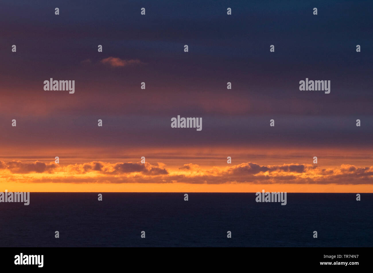 Tramonto, nel golfo di Biscaglia, Spagna Foto Stock