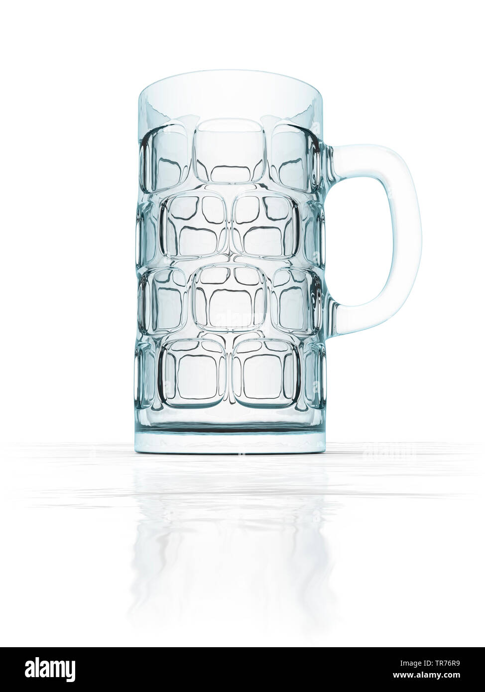 Svuotare la birra bavarese brocca contro uno sfondo bianco, in Germania, in Baviera Foto Stock