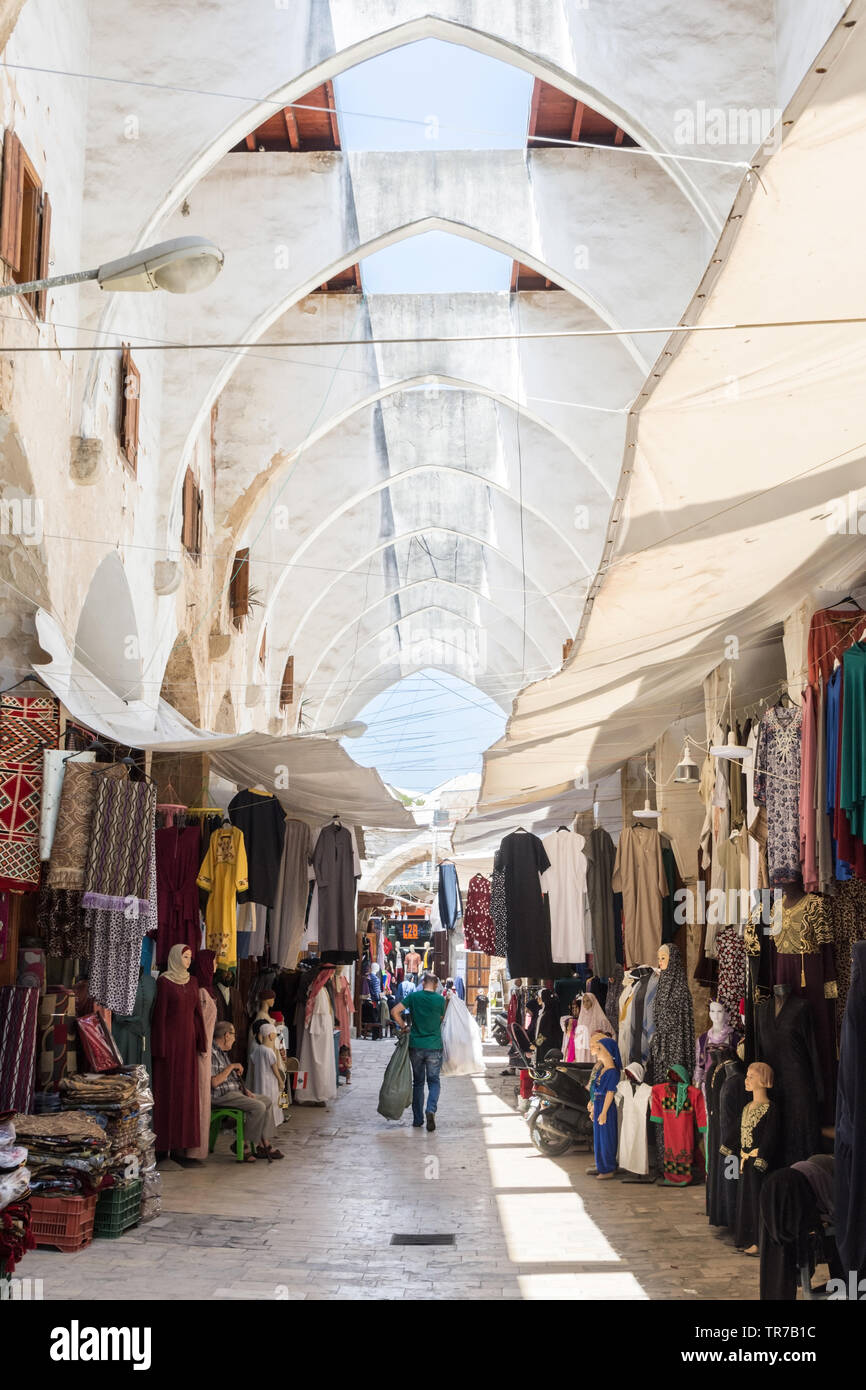 Khan al-Khayyatin o sarti' caravanserai nella vecchia città di Tripoli, Libano Foto Stock