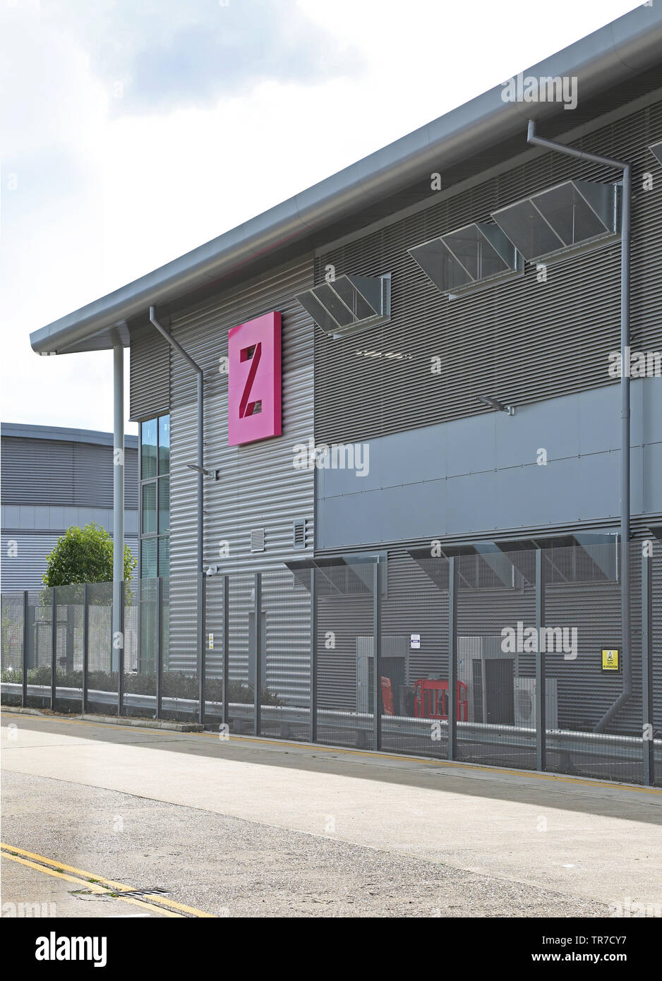 Una archiviazione sicura dei dati centro gestito da Zenium sul Slough Trading Station Wagon, vicino a Heathrow, London, Regno Unito Foto Stock