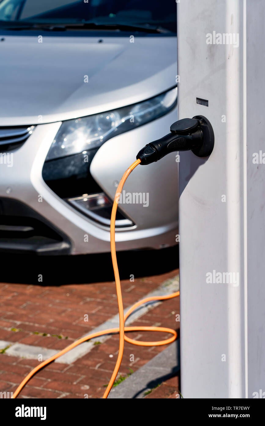 Stazione di ricarica per auto elettriche Foto Stock