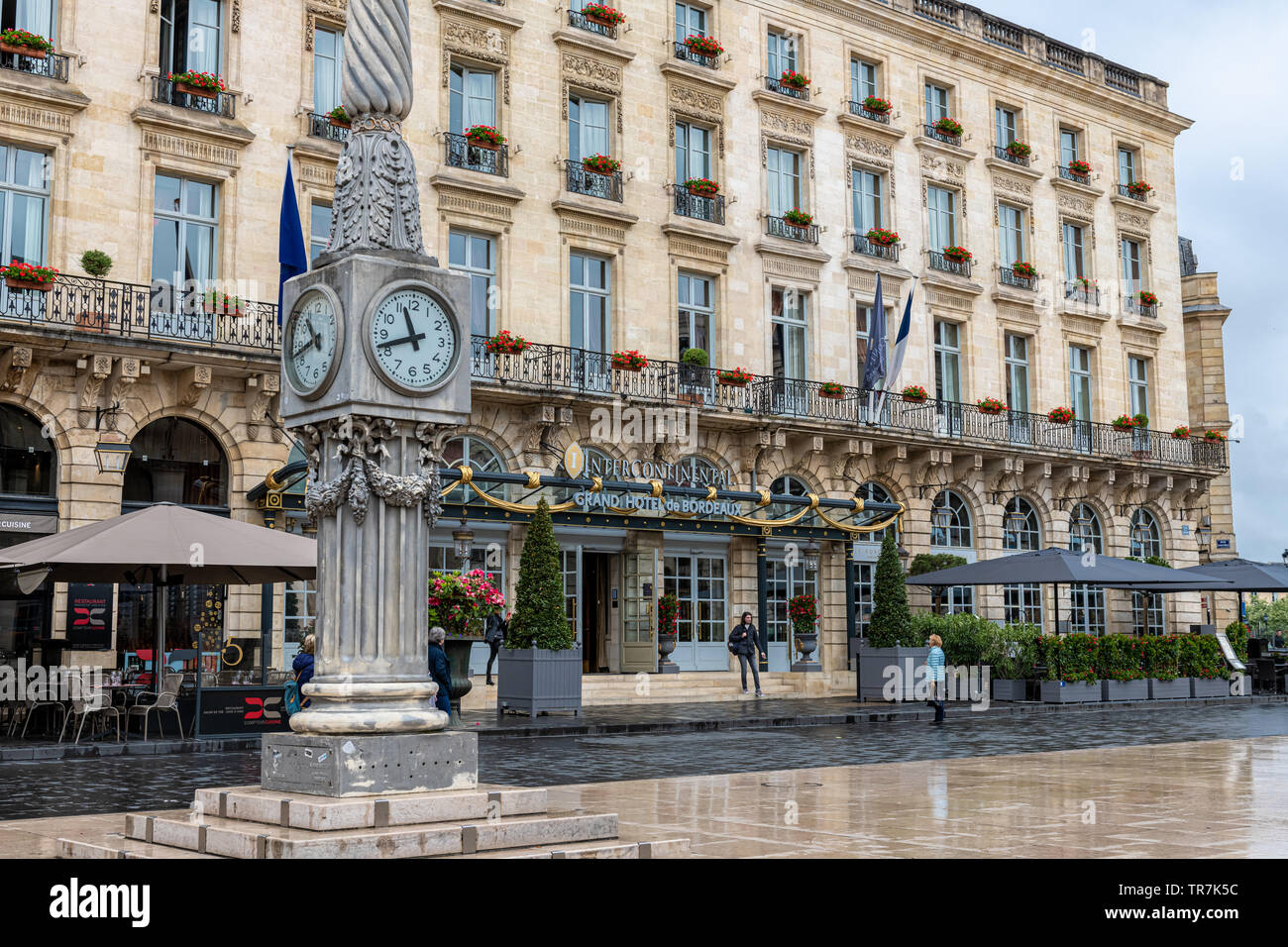 Intercontinental Grand Hotel a Bordeaux, Francia con facciata neoclassica Foto Stock