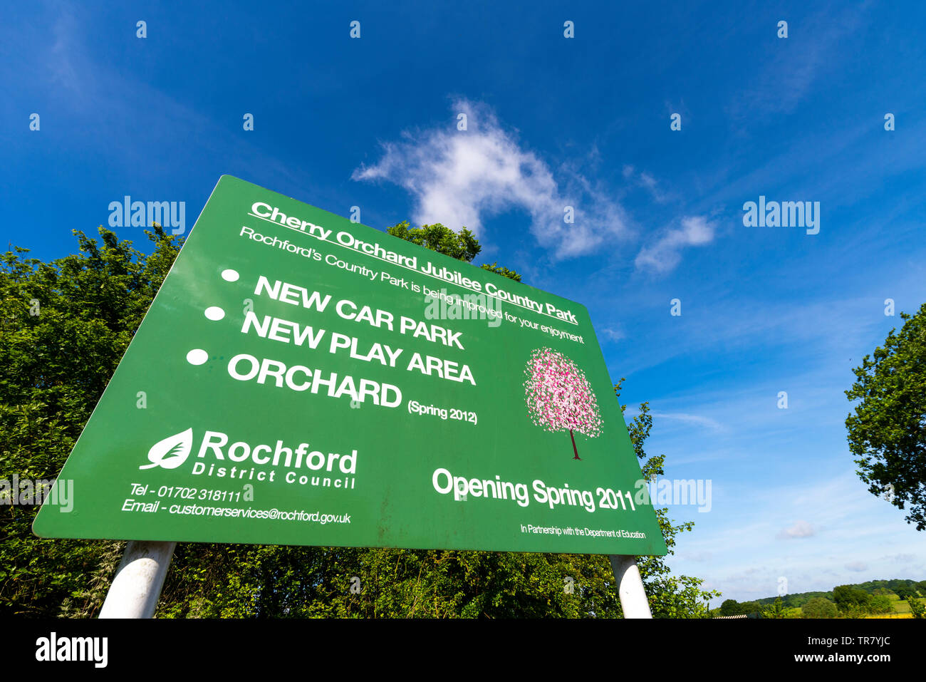 Cherry Orchard Giubileo Country Park, Rochford Country Park, Southend, Essex, Regno Unito. Wildlife Park in Roach valley. Bacheca all'entrata Foto Stock