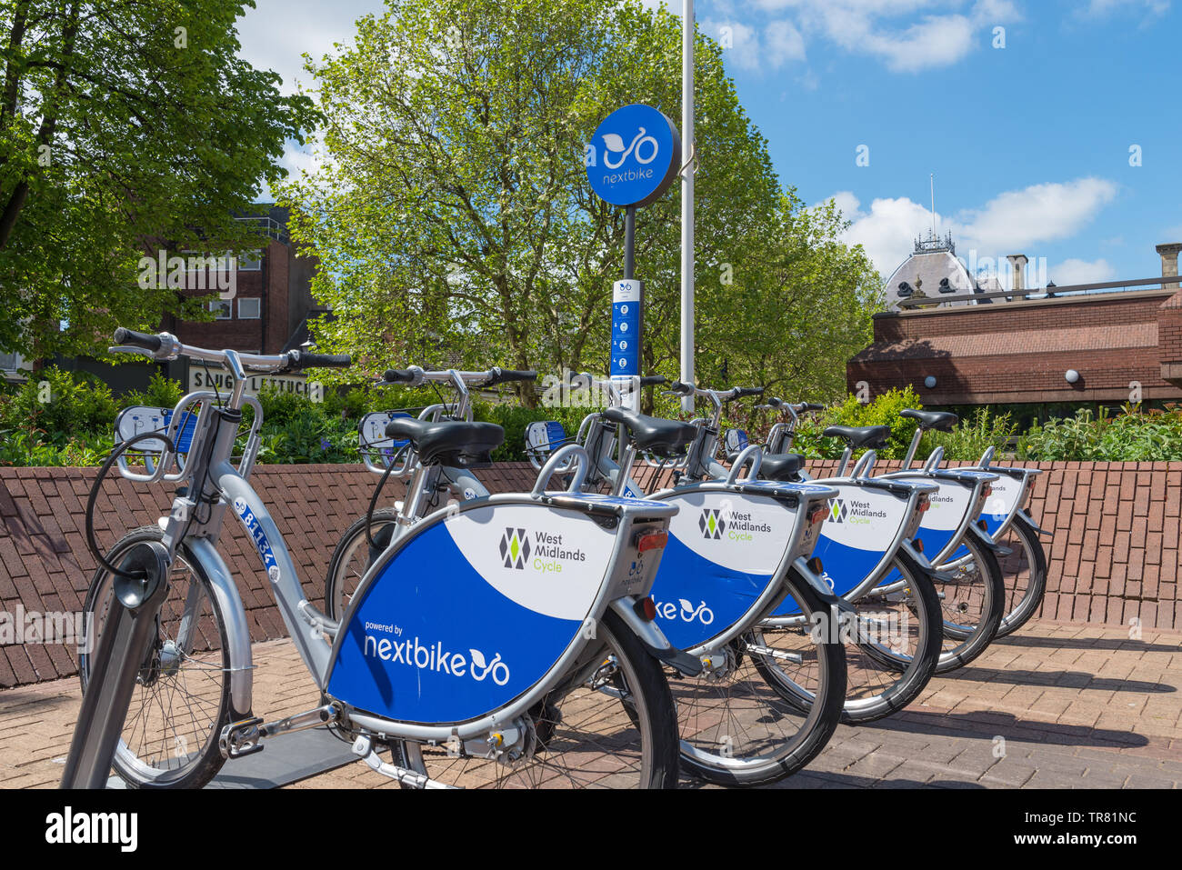 Nextbike uk bike sharing azienda collection e drop-off punto in Wolverhampton, Regno Unito Foto Stock