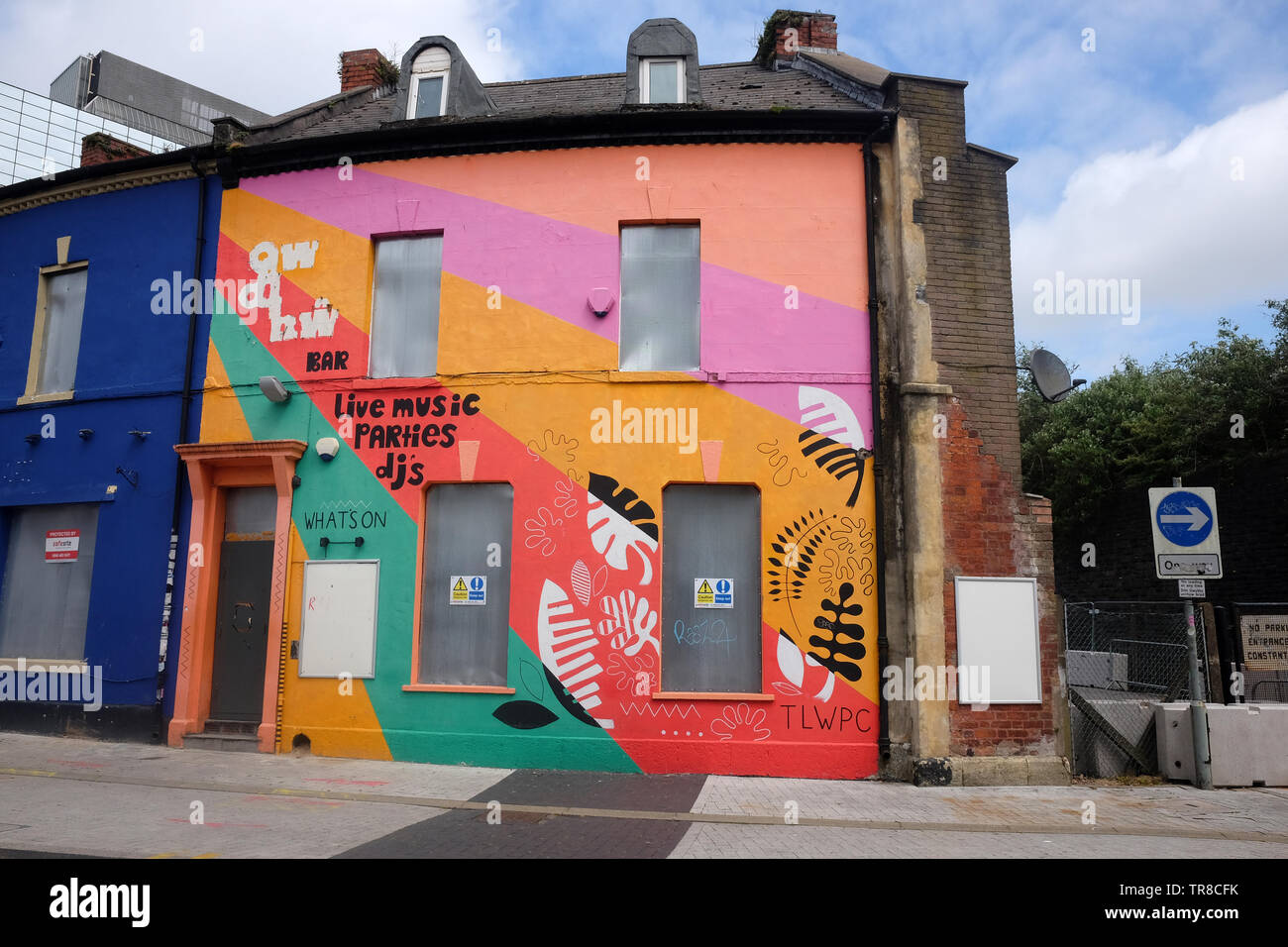 Maggio 2019 - Guildford Mezzaluna in Cardiff, una storica rimanente parte della città ora dovuta alla riconversione. Foto Stock