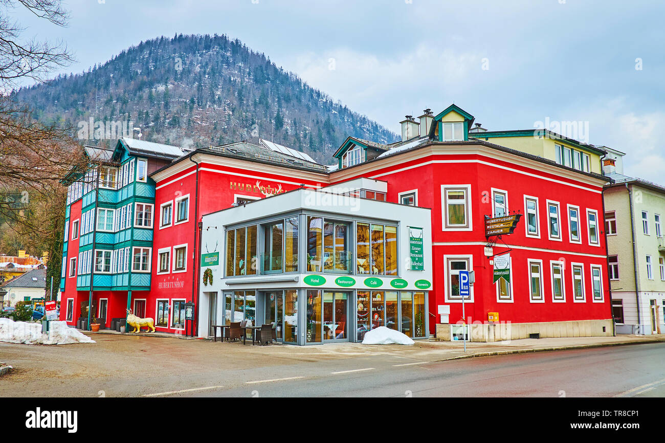 BAD Ischl Austria - 20 febbraio 2019: Il moderno complesso di hotel con ristorante e centro benessere, situato in Gotzstrasse, in febbraio 20 a Bad Ischl. Foto Stock