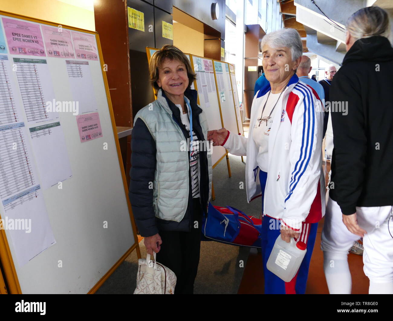 Championnat d'Europa d'Escrime Vétérans à Cognac (1ère journée) Foto Stock