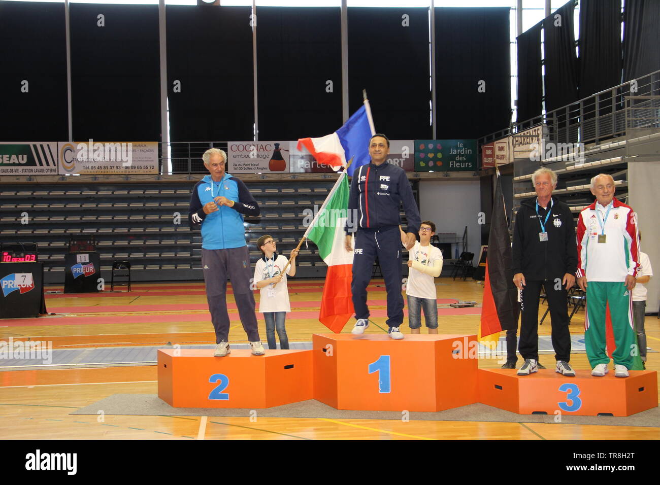 Championnat d'Europa d'Escrime Vétérans à Cognac (1ère journée) Foto Stock