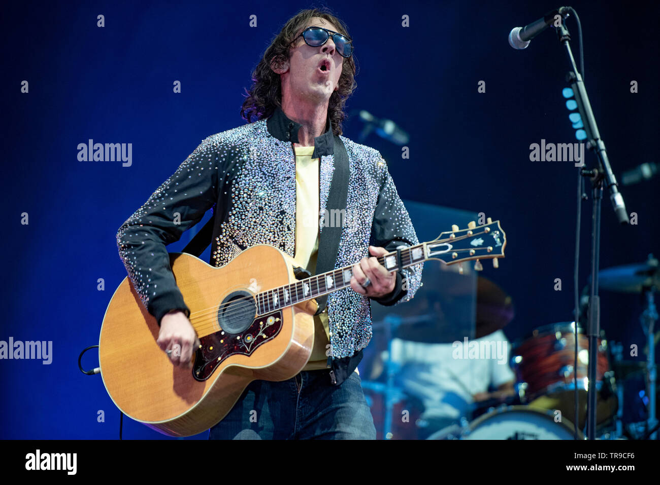 Warrington, Regno Unito. 26 maggio 2019. Richard Ashcroft in primo piano il giorno 2 del Quartiere Weekender in Victoria Park, Warrington 26/05/2019 Foto Stock