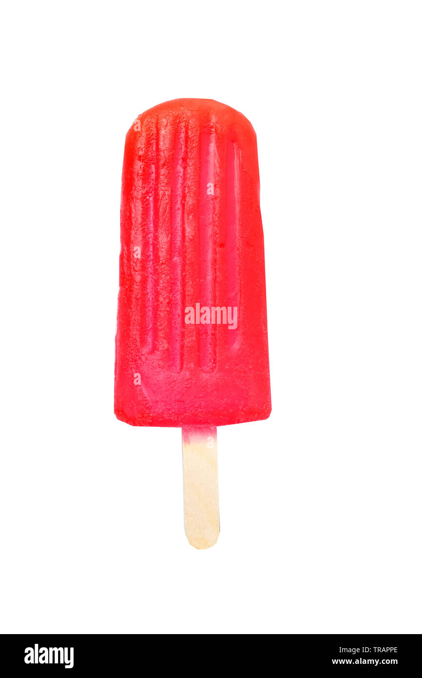 Ghiaccio rosso pop o ghiaccioli isolato su sfondo bianco con tracciato di ritaglio Foto Stock