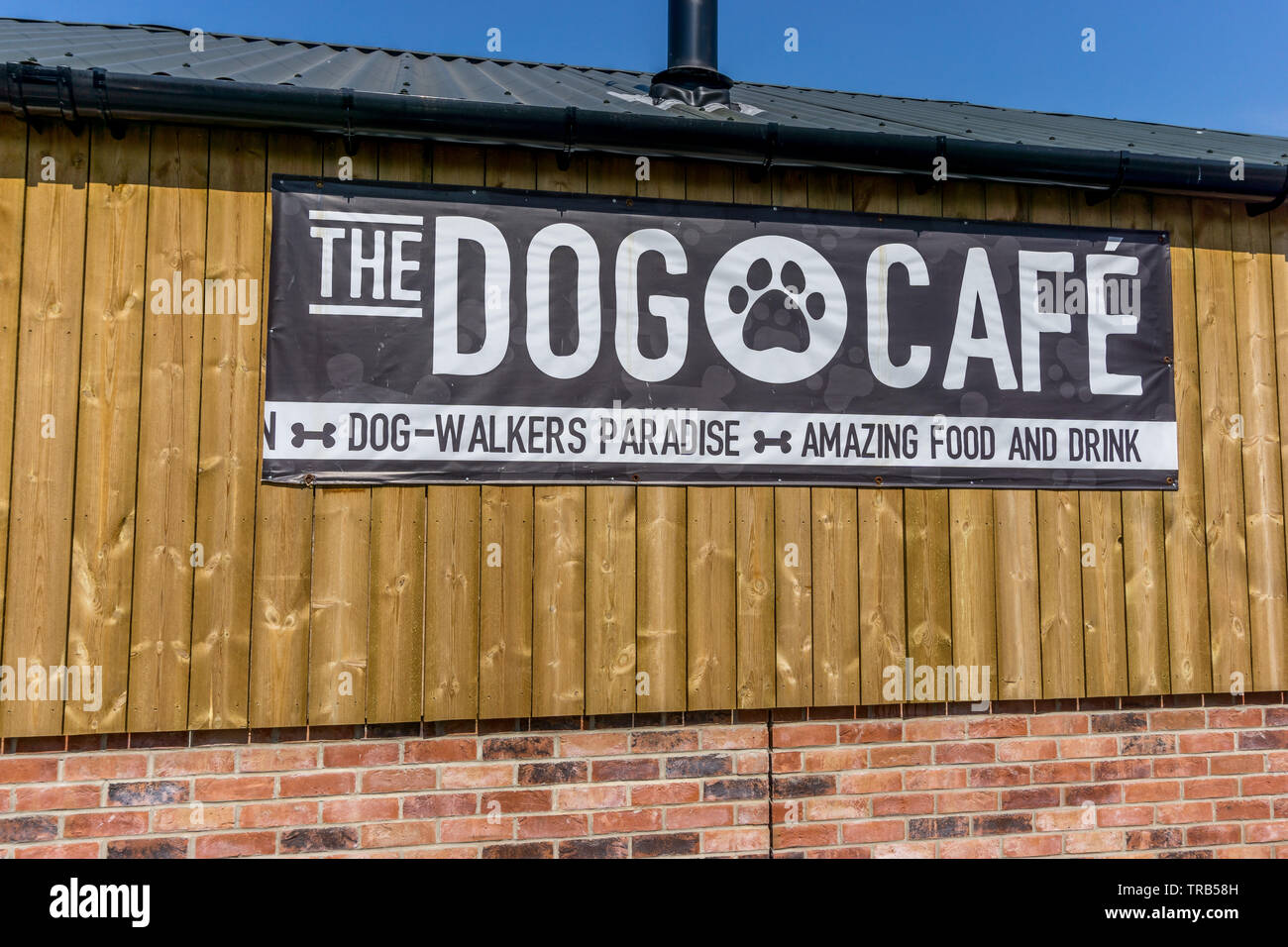 Il cane cafe a Cannon Hall Farm, corteccia House Lane, Cawthorne, Barnsley, South Yorkshire, Inghilterra, Regno Unito Foto Stock