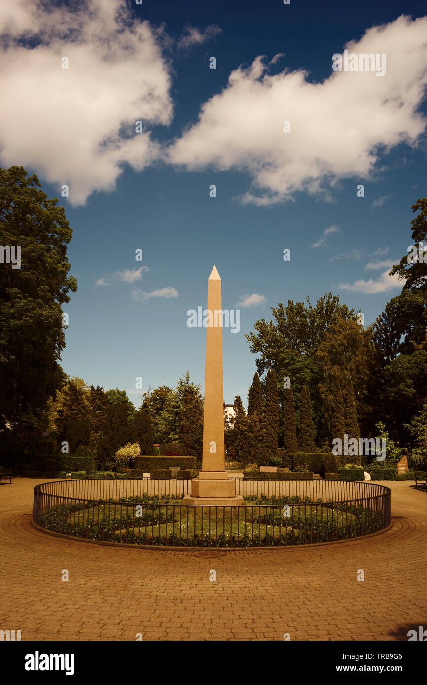 Cimitero Garnisons, monumento ai caduti 1848-1864 Foto Stock Cimitero Garnisons, monumento ai caduti 1848-1864 Foto Stock