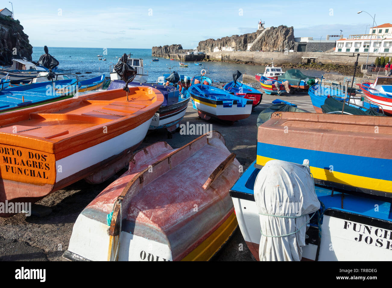 Camera de Lobos, tradizionale villaggio di pescatori, di Madera. Winston Churchill alloggiato in hotel in questo villaggio e verniciati più immagini di questa terra. Foto Stock