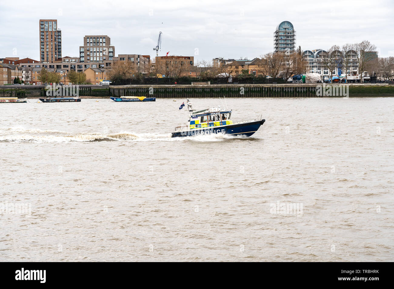 London, Regno Unito - 05 Marzo 2019: polizia pattuglia marina barca Fiume Tamigi Londra Inghilterra Regno Unito Foto Stock