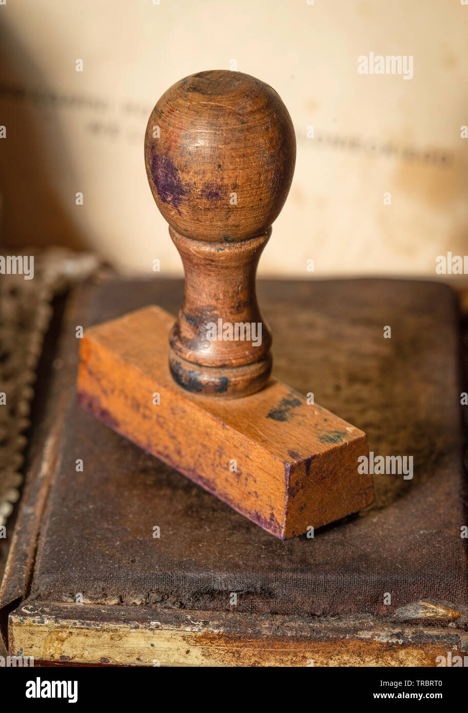 Vintage francobollo di legno - standard per le apparecchiature per ufficio. Foto Stock