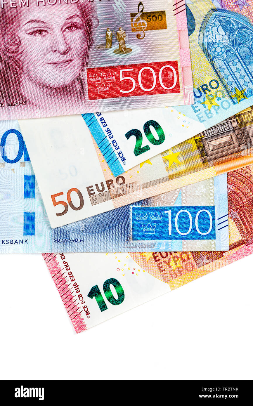 Mix di sparse Swedish krona note e di Euro sullo sfondo Foto Stock