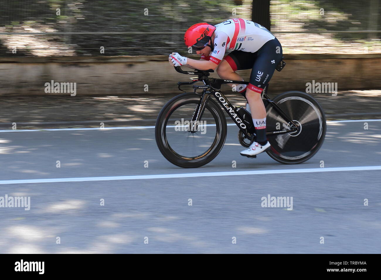 Verona, Italia. 02nd, Giu 2019. Consonni Simone da Italia (UAE Emirates Team) durante l'ultimo stadio 21 del 102º Giro d' Italia, Tour d'Italia 2019 - gara ciclistica, 17km a cronometro individuale da Verona Fiera insieme Torricelle nella città di Verona, per terminare in Arena di Verona in Verona, Italia, 03 giugno 2019. (Foto) Alejandro Sala/Alamy News Foto Stock