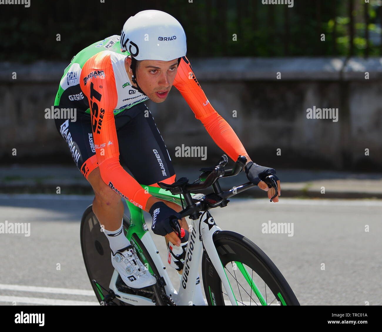 Verona, Italia. 02nd, Giu 2019. Carboni Giovanni da Italia (Bardiani CSF Team) durante l'ultimo stadio 21 del 102º Giro d' Italia, Tour d'Italia 2019 - gara ciclistica, 17km a cronometro individuale da Verona Fiera insieme Torricelle nella città di Verona, per terminare in Arena di Verona in Verona, Italia, 03 giugno 2019. (Foto) Alejandro Sala/Alamy News Foto Stock