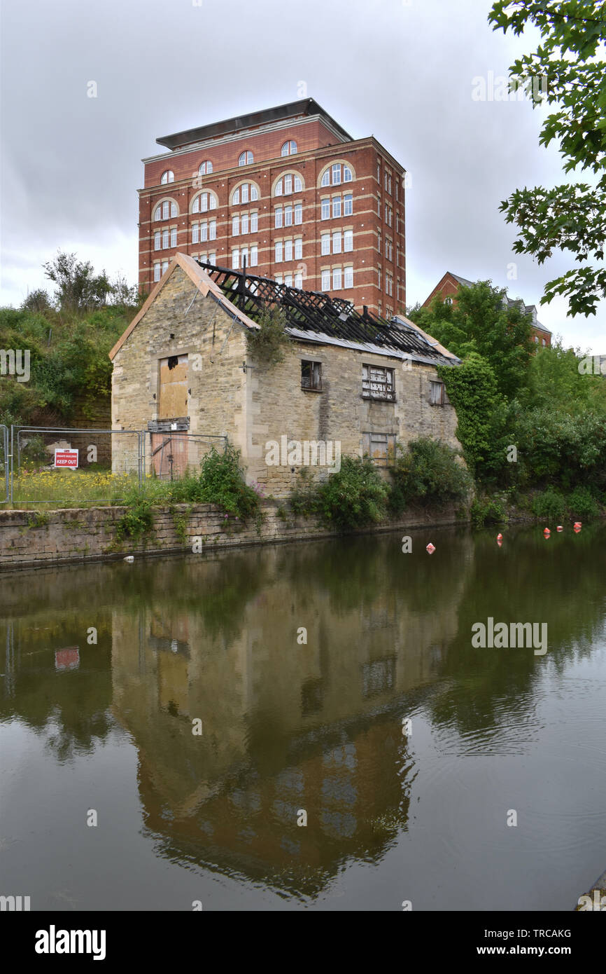 Il Tamigi e Severn canal a Stroud, nel Gloucestershire. Foto Stock