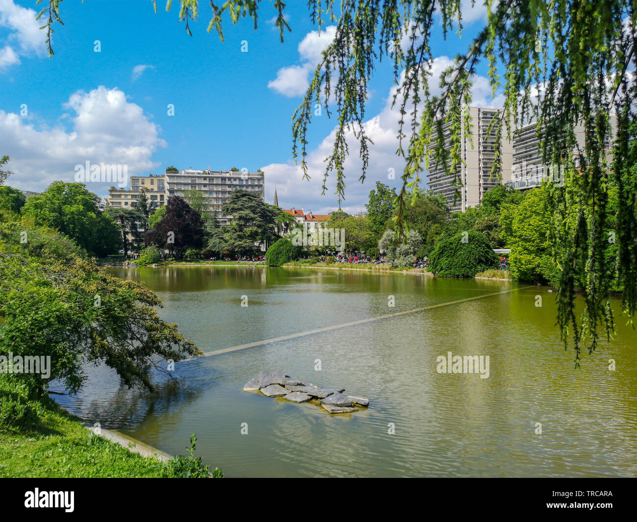 Vista del Parc Montsouris in primavera a Parigi Francia Foto Stock