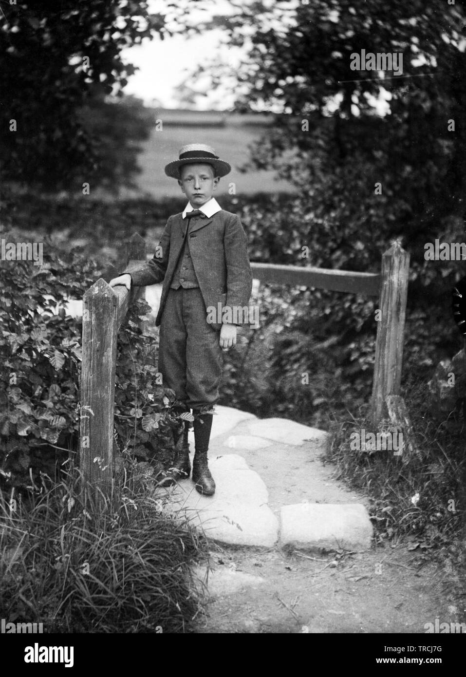 Storia sociale tra cui moda (Derbyshire/Warwickshire). Foto scattata probabilmente nel 1920. Si tratta di un vetro negativo e formata solo uno dei 102 negativi etichettato "Crich'. Tutti sono disponibili su Alamy e possono essere trovati sotto la parola chiave 'Crich 1920s'. Foto Stock