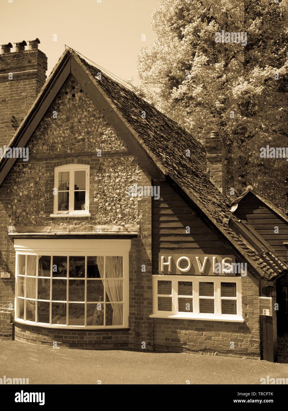 Old Bakery con Hovis ha segno, Hambleden Village, Wycombe distretto, Berkshire, Inghilterra, Regno Unito, GB. Foto Stock