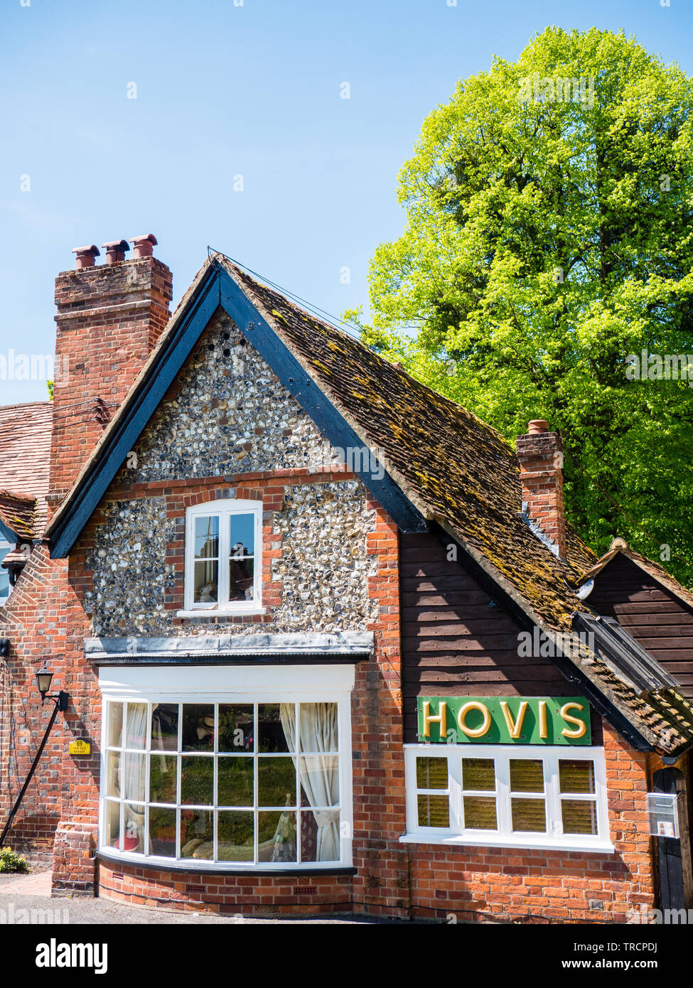 Old Bakery con Hovis ha segno, Hambleden Village, Wycombe distretto, Berkshire, Inghilterra, Regno Unito, GB. Foto Stock