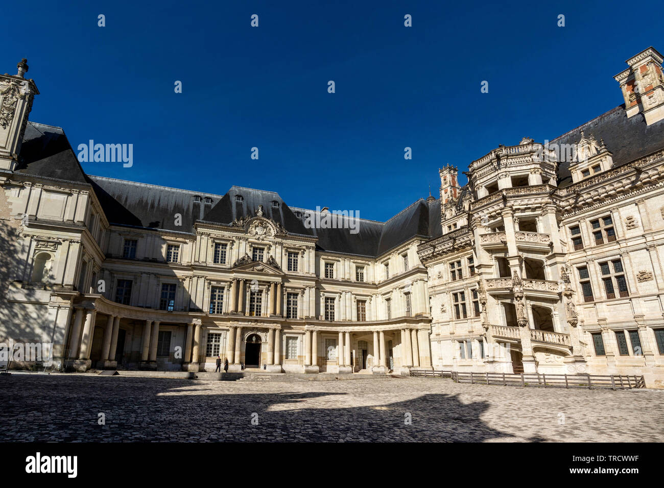 Il Gaston d'Orleans ala e scala a spirale del castello di Blois, Blois, Loir-et-Cher reparto, Center-Val de la Loire, in Francia, in Europa Foto Stock