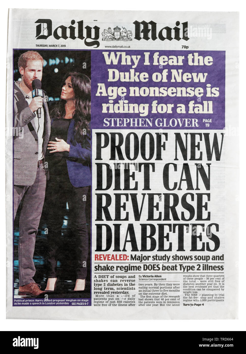 Pagina anteriore del Daily Mail con il titolo la prova nuova dieta può invertire il diabete Foto Stock