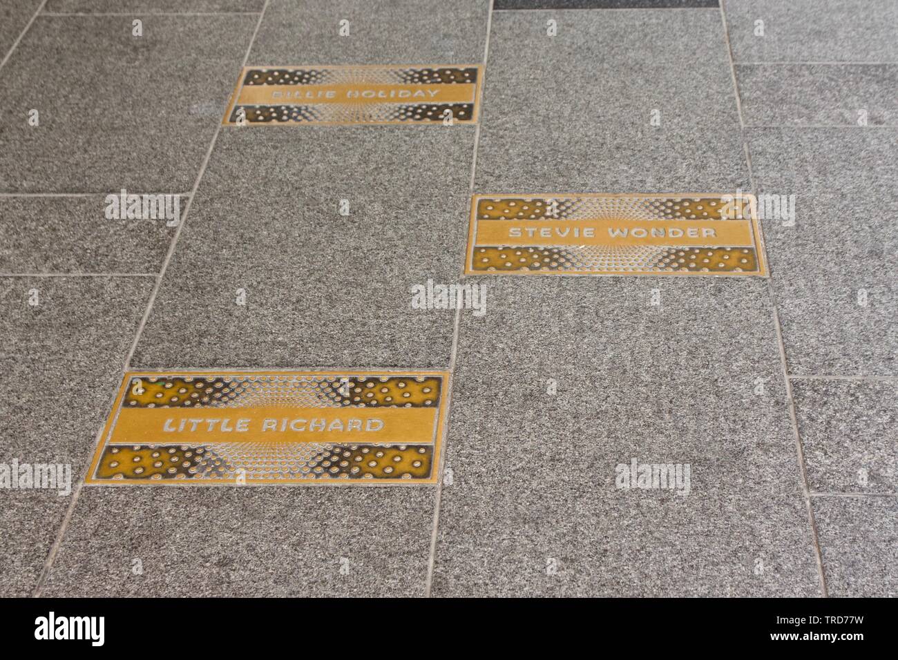 Harlem Walk of Fame al di fuori del Teatro Apollo di Harlem, STATI UNITI D'AMERICA Foto Stock