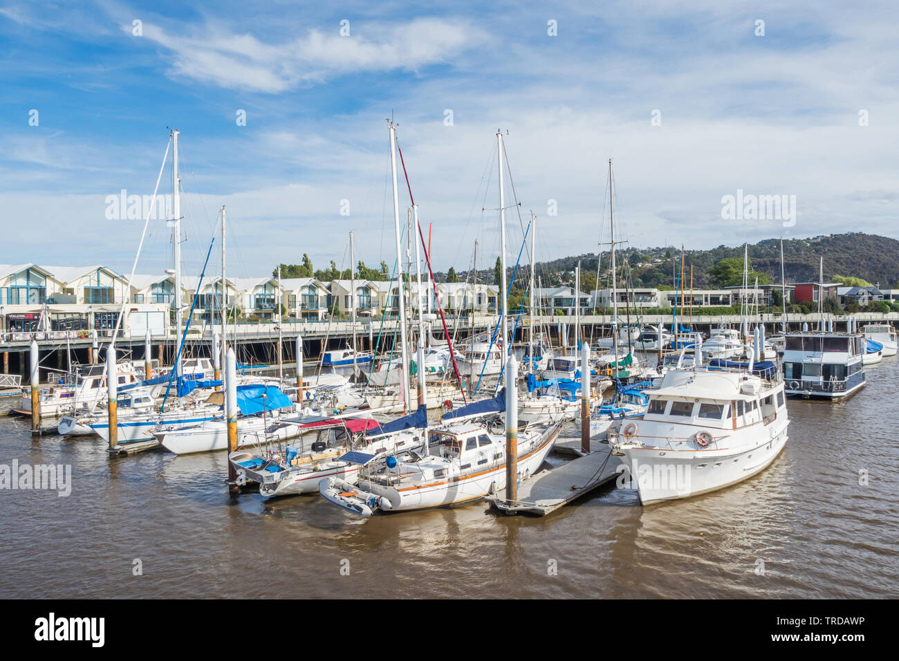 La Tasmania, Australia - 15 febbraio 2019: unità da diporto ormeggiata in North Esk a Launceston Seaport in Tasmania, Australia. Foto Stock