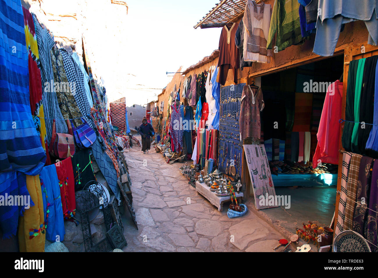 I negozi di souvenir in casbah Ait Benhaddou, Marocco Foto Stock