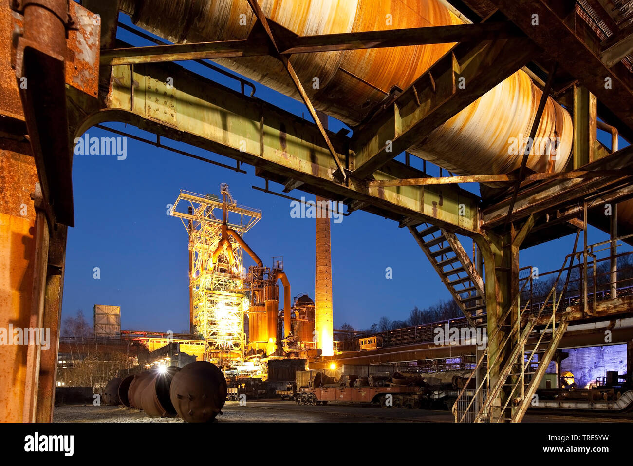 Illuminato Museo Industriale Heinrichshuette, in Germania, in Renania settentrionale-Vestfalia, la zona della Ruhr, Hattingen Foto Stock