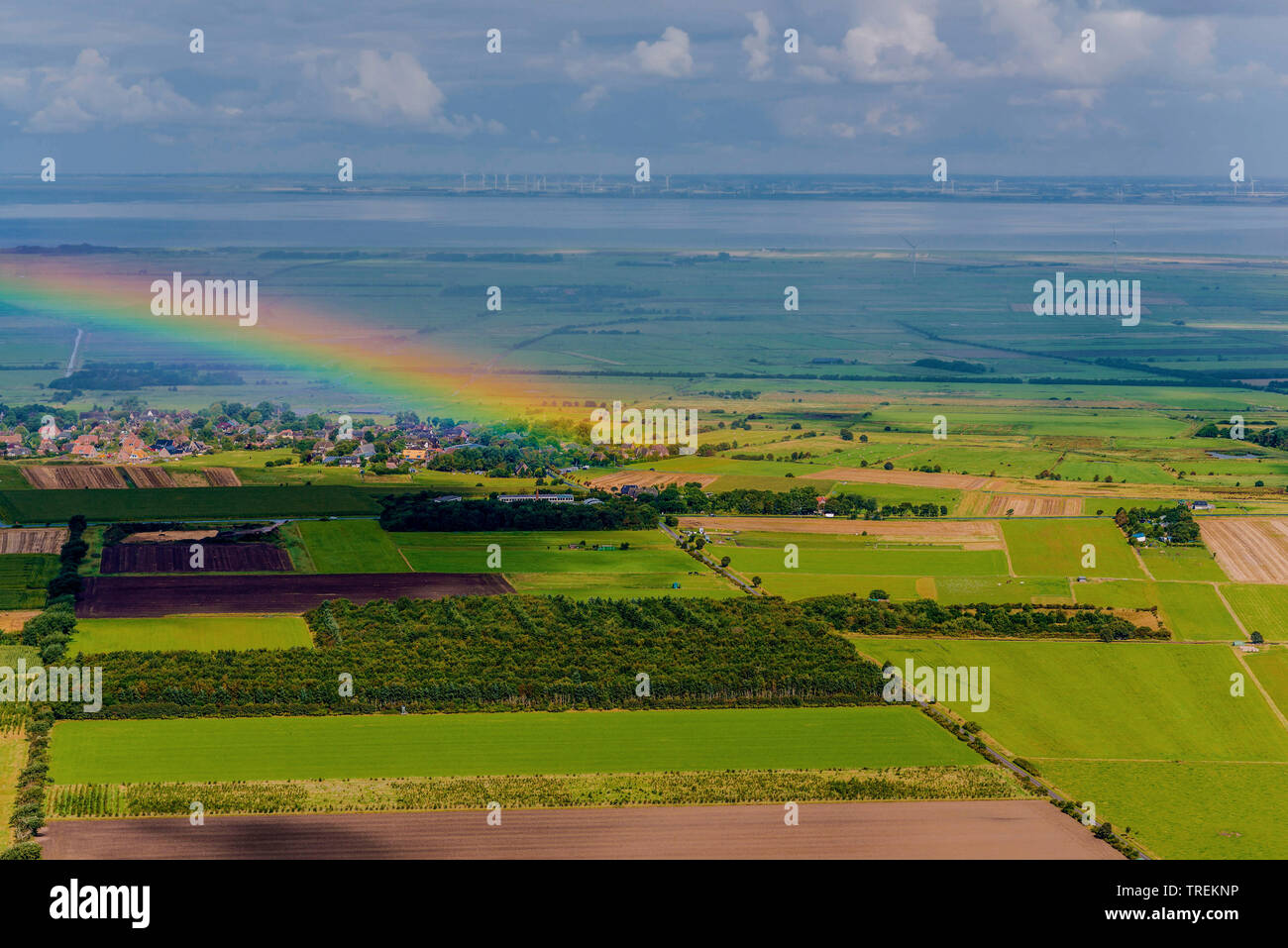 Rainbow su Nord frisone, fotografia aerea, Germania, Schleswig-Holstein, Frisia settentrionale Foto Stock