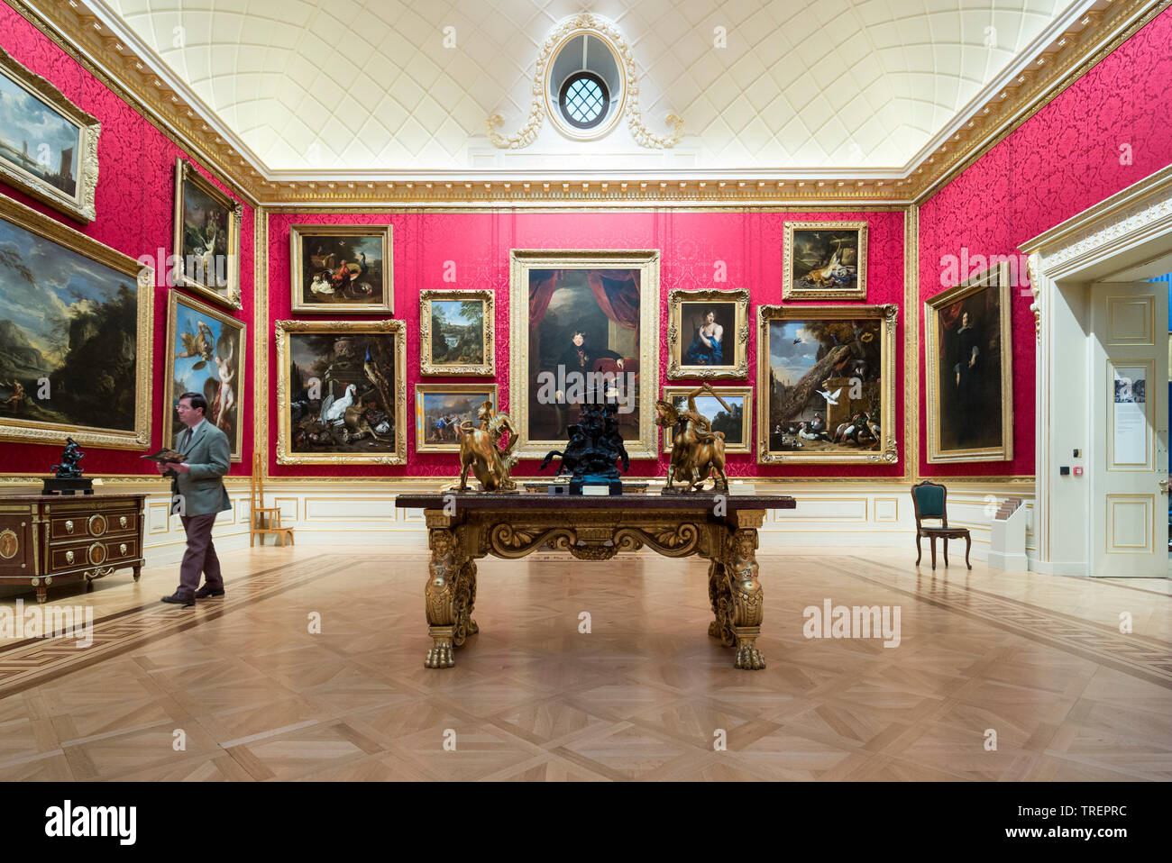 Londra. In Inghilterra. Regno Unito. La Grande Galleria del Museo Wallace Collection, alloggiati a Hertford House, ex residenza della famiglia Seymour. Foto Stock