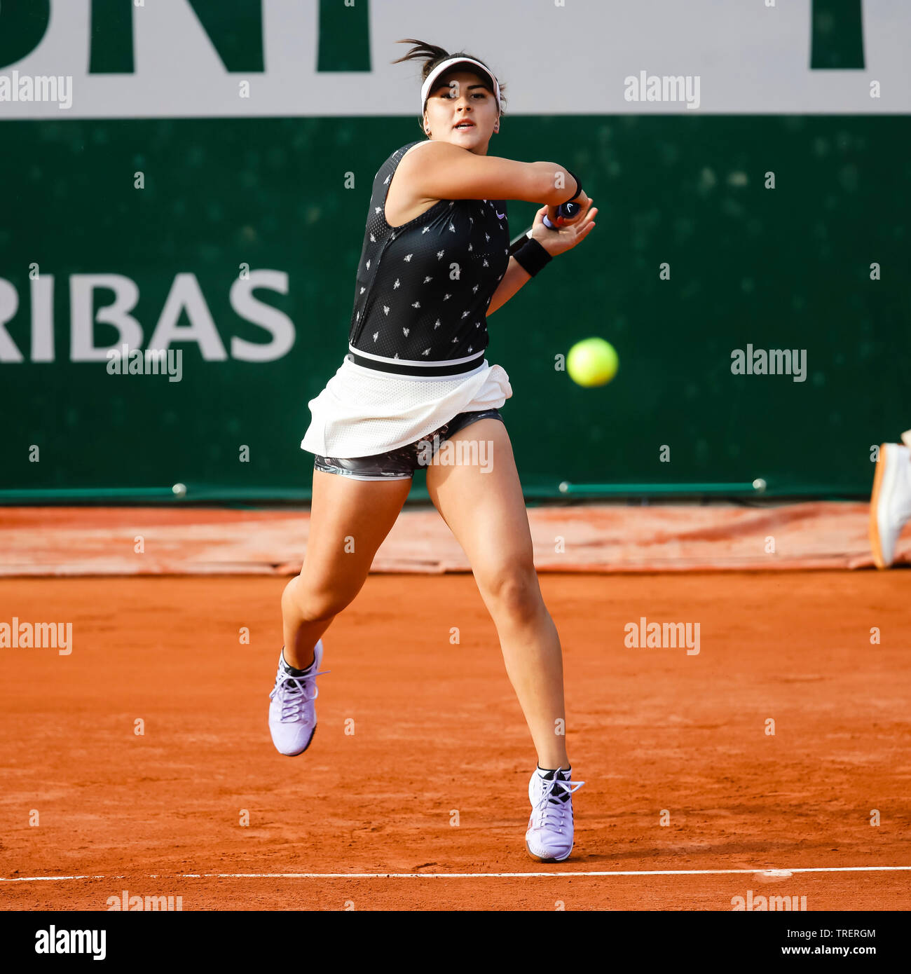 Bianca Andreescu dal Canada durante i 2019 francesi aperti Grand Slam Tennis Tournament in Roland Garros di Parigi, Francia. Foto Stock